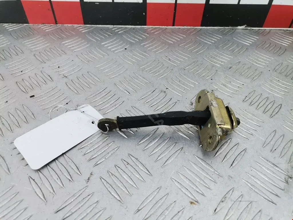 Ограничитель двери MR287802