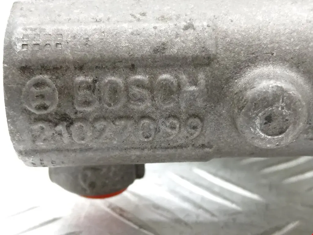 Главный тормозной цилиндр 0011017915, 0204123339, 0585522SX