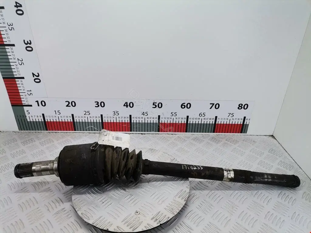 Приводной вал / Полуось 0501005731, 1633500110, 1633500210