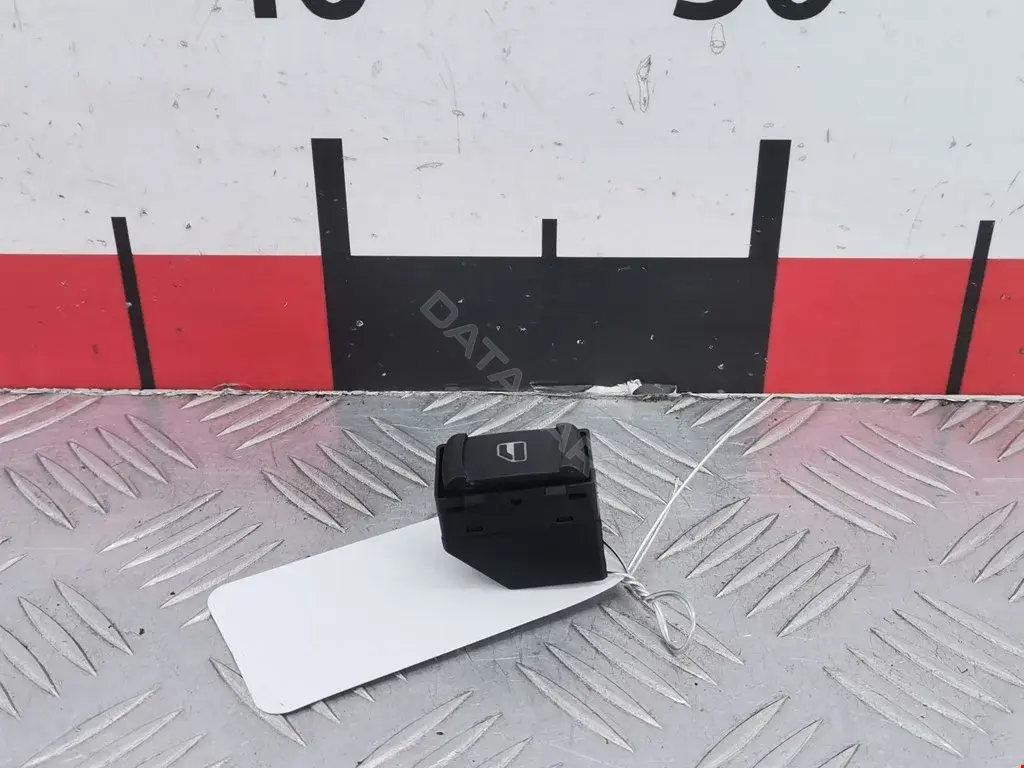 Кнопка стеклоподъемника 000050987010, 02601, 0916222