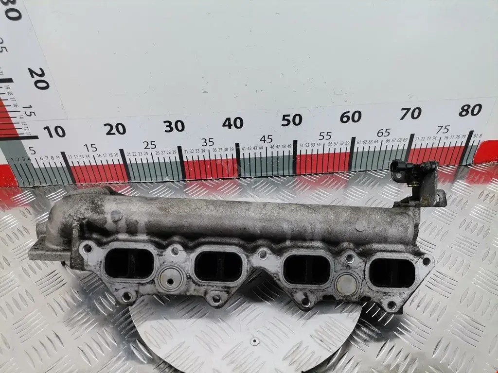 Коллектор впускной RF7J13100A