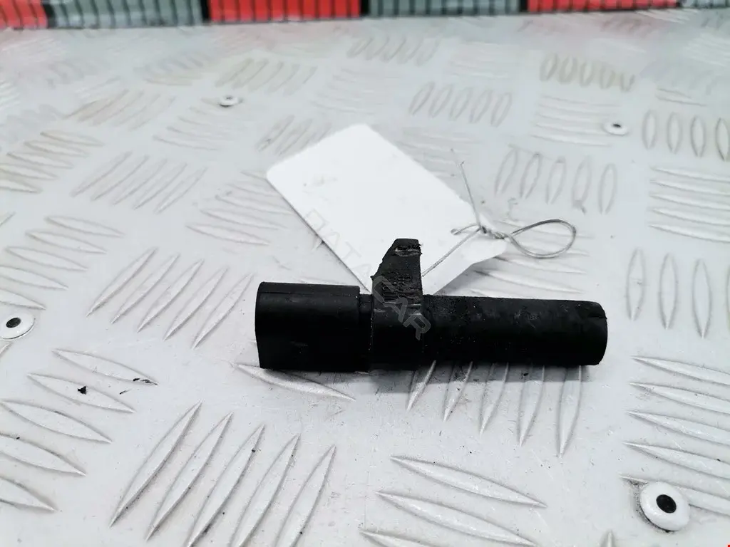 Датчик коленвала 0031532828, 0148990007, 0217031