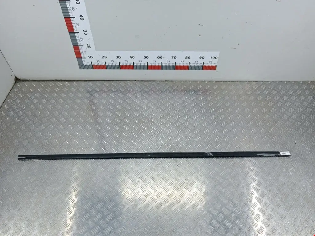 Накладка на порог 51718408677, 8408677