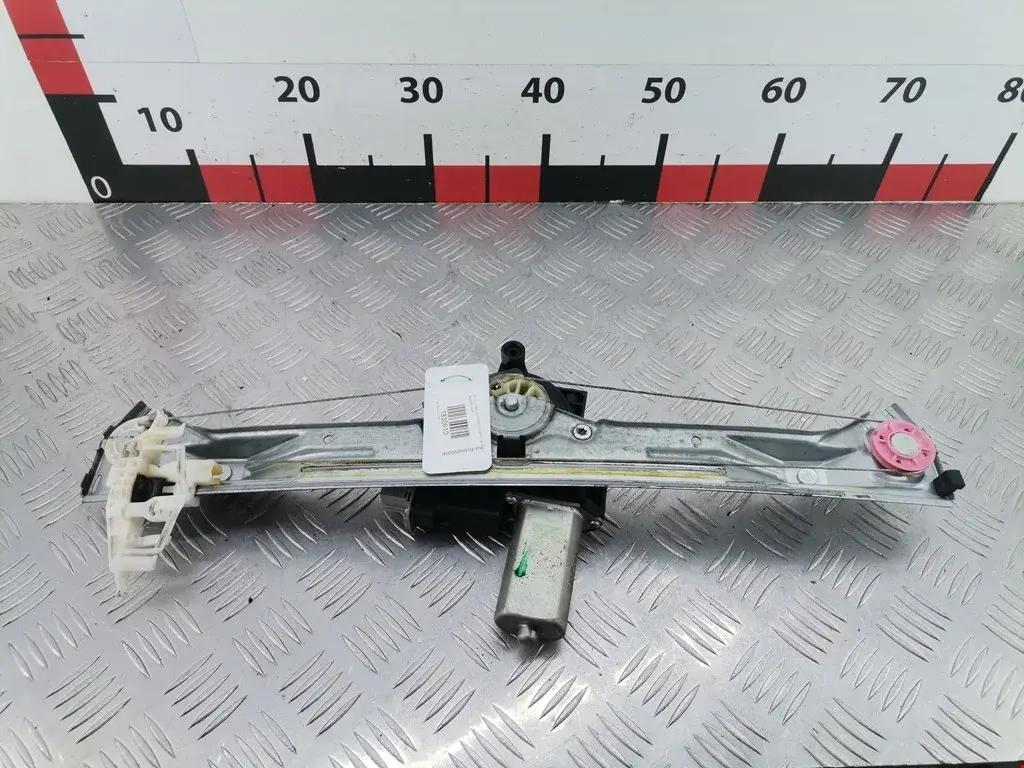 Стеклоподъемник 51827395