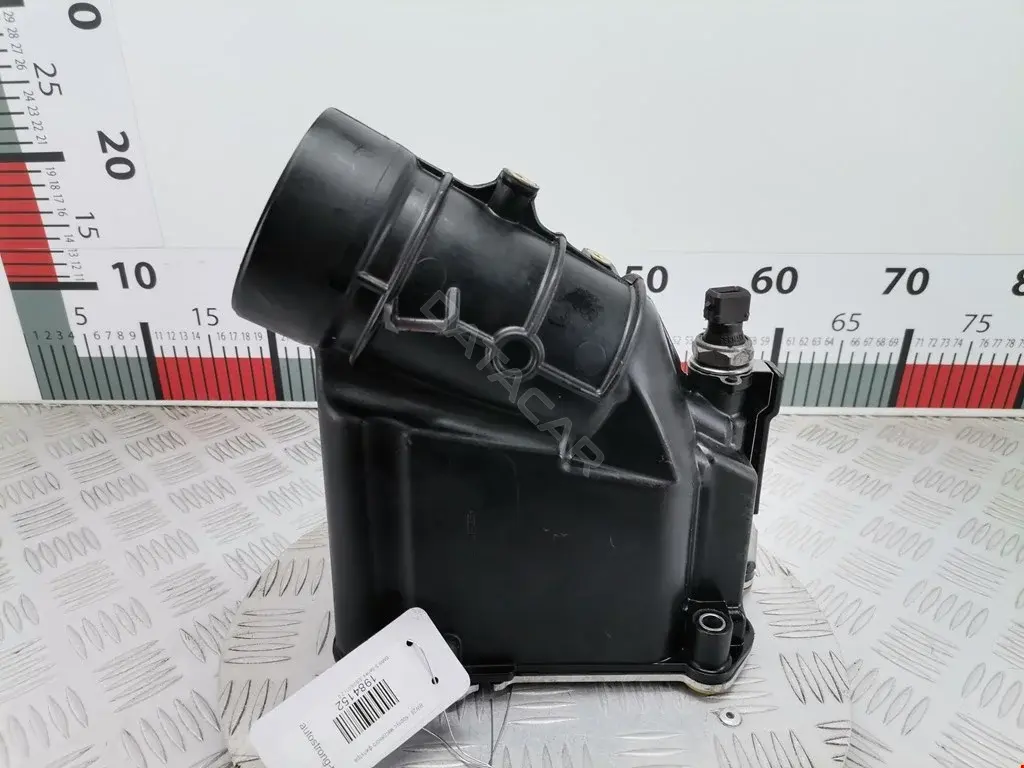 Корпус масляного фильтра 111AA0020AE, 11427807799, 70346292
