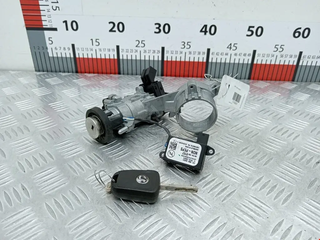 Замок зажигания 00913652, 00913654, 00913692