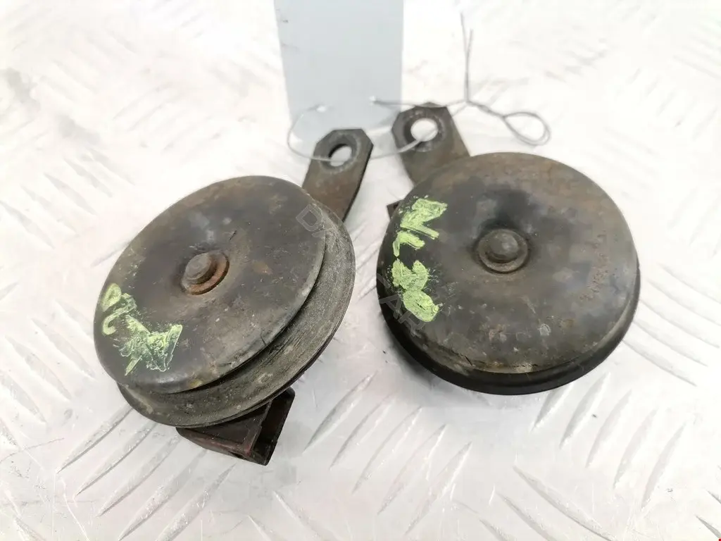 Звуковой сигнал 1740868