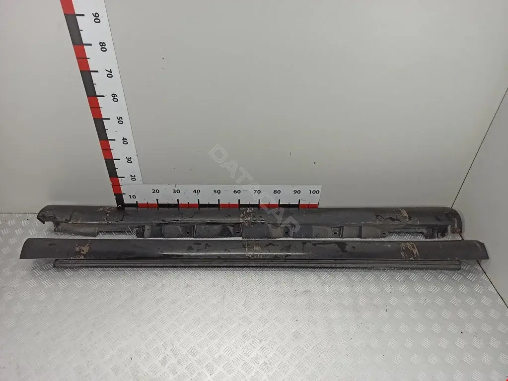 Накладка на порог 7585205010