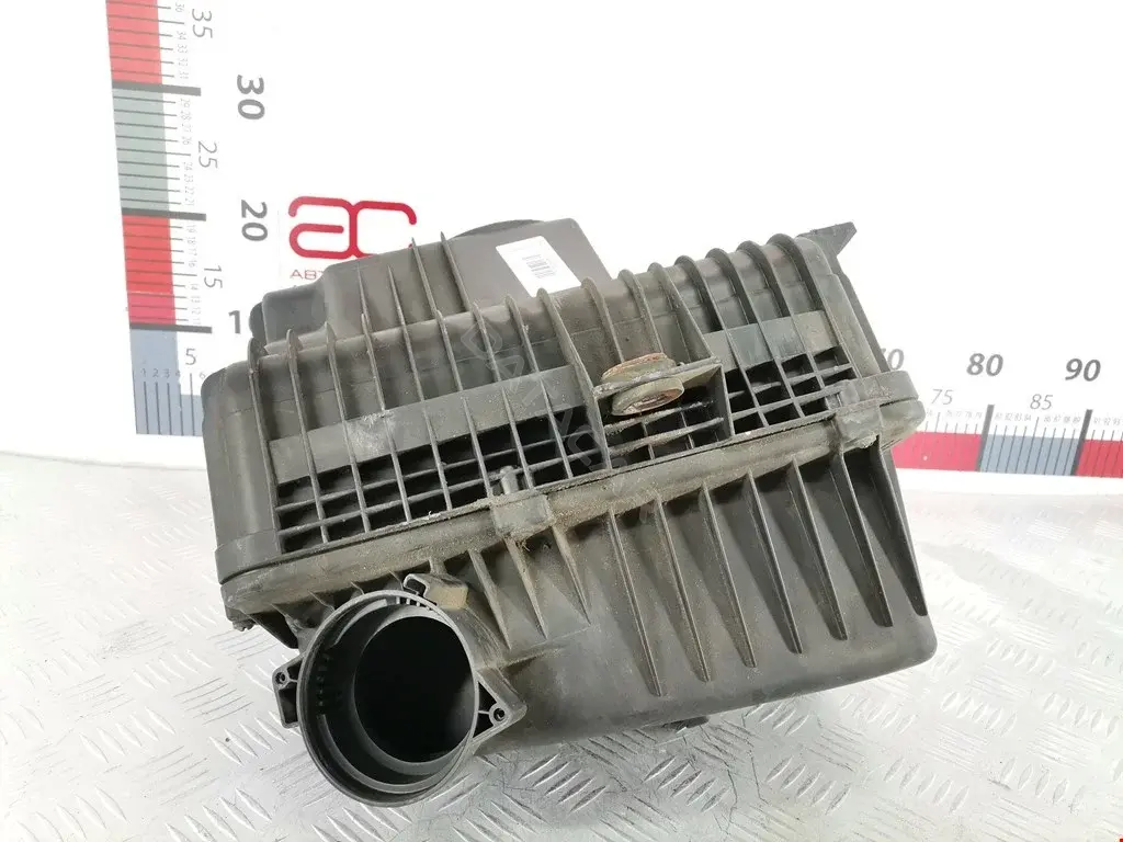 Корпус воздушного фильтра 1427L2, 9648724680