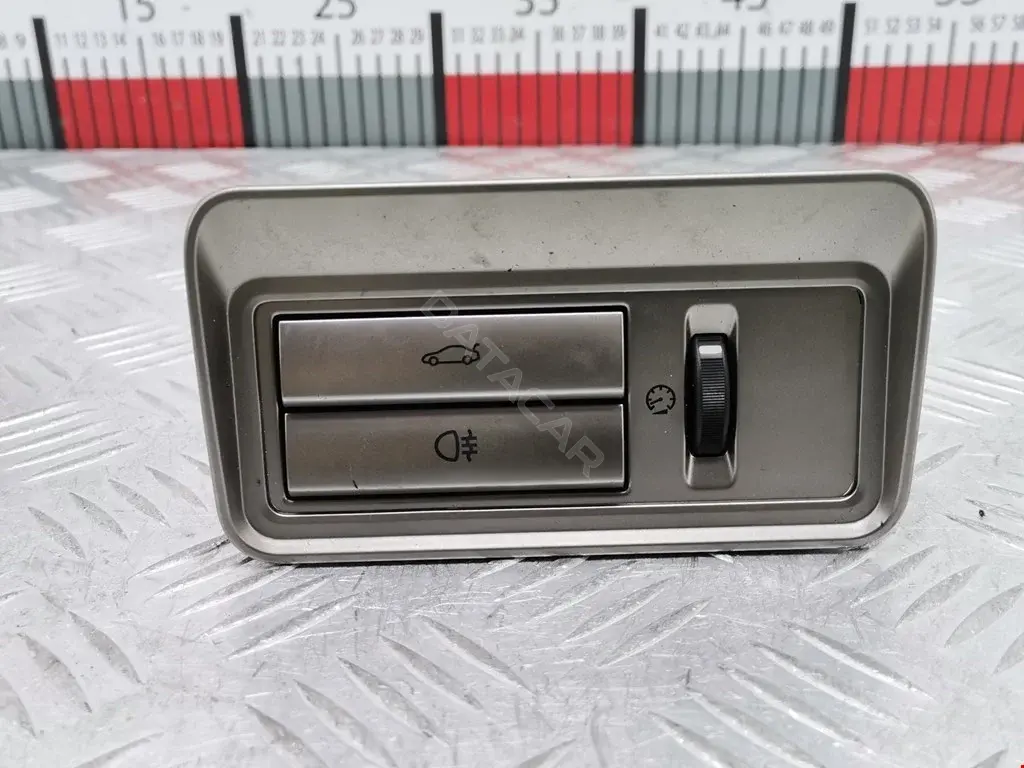 Кнопка крышки багажника 10400976890, 8X2311654AB