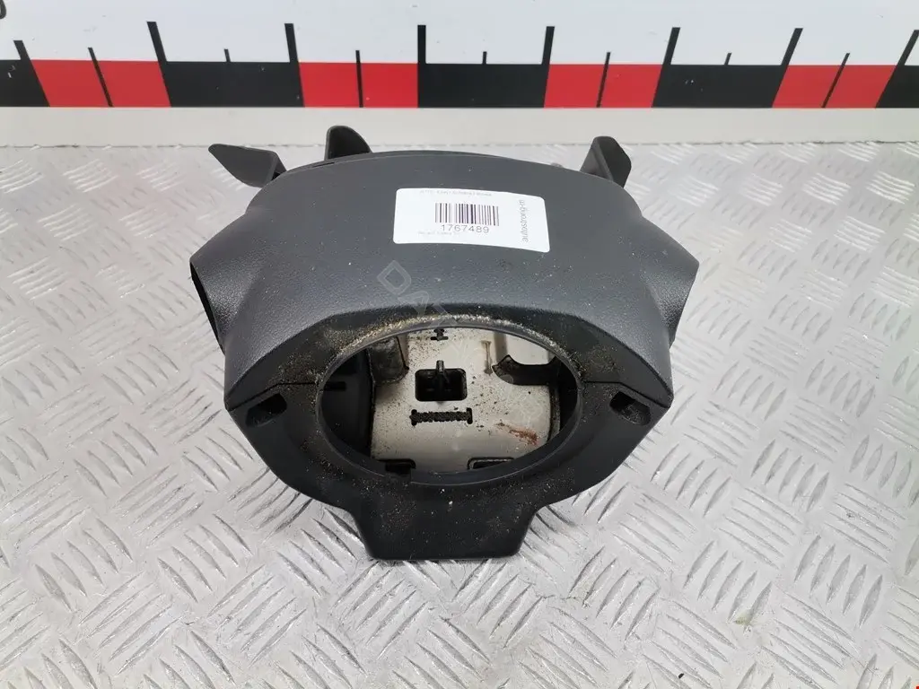 Кожух рулевой колонки 48470JY40A