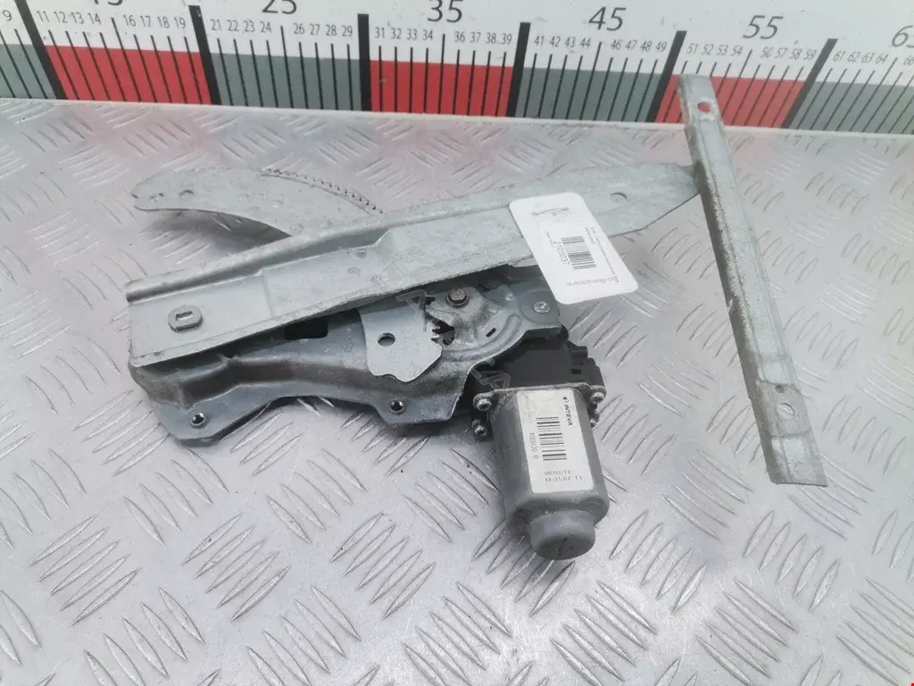 Стеклоподъемник 017686, 16351902, 350103155200