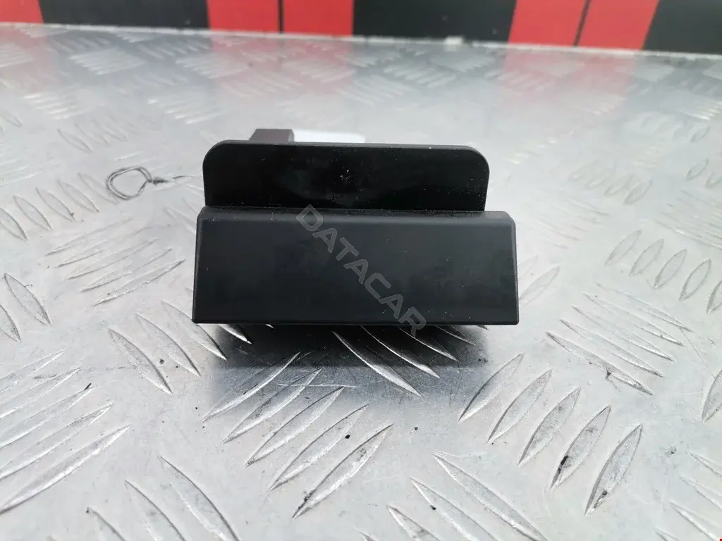 Ручка крышки багажника 601016037417P, 90606EA500