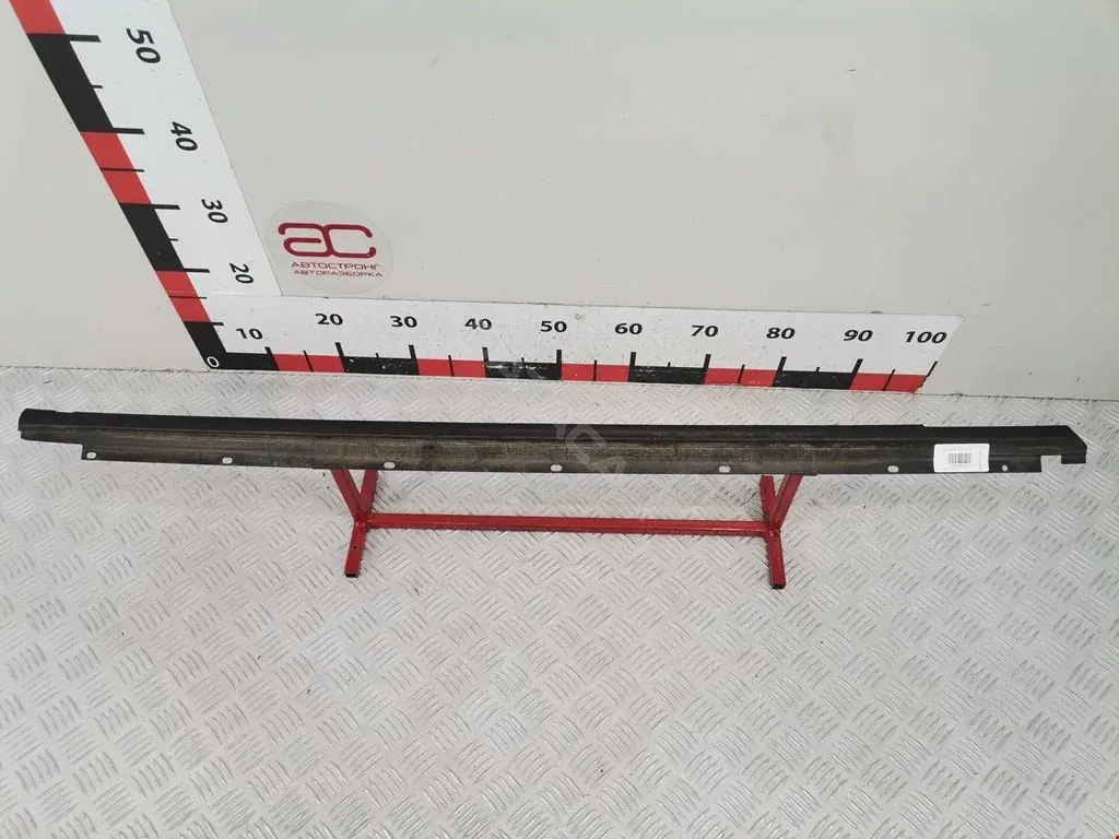Молдинг двери 8L3837478A