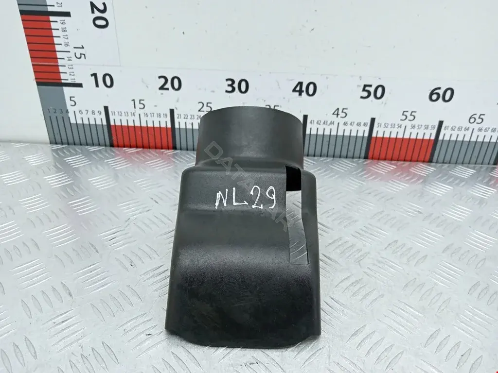 Кожух рулевой колонки A6396881106