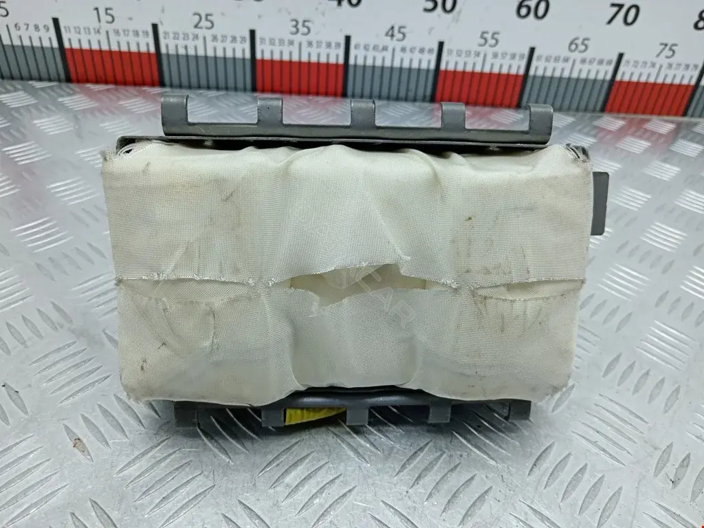 Подушка безопасности 7396047020