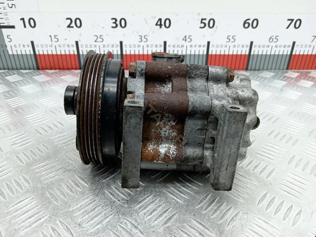 Компрессор кондиционера B01A61K00