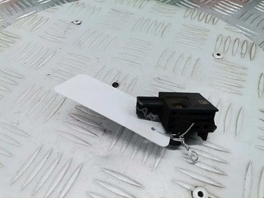 Датчик удара 1235028, 13502577, 901919CG16