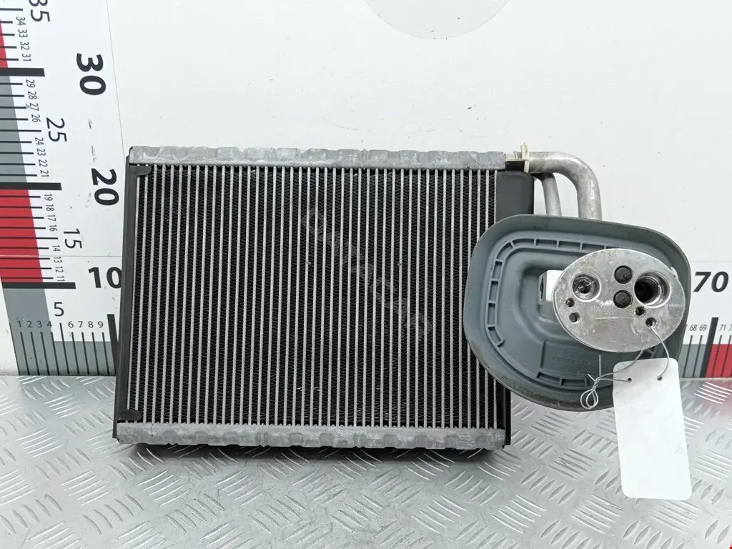 Испаритель кондиционера 0600V440, 2019P82, 64119220752