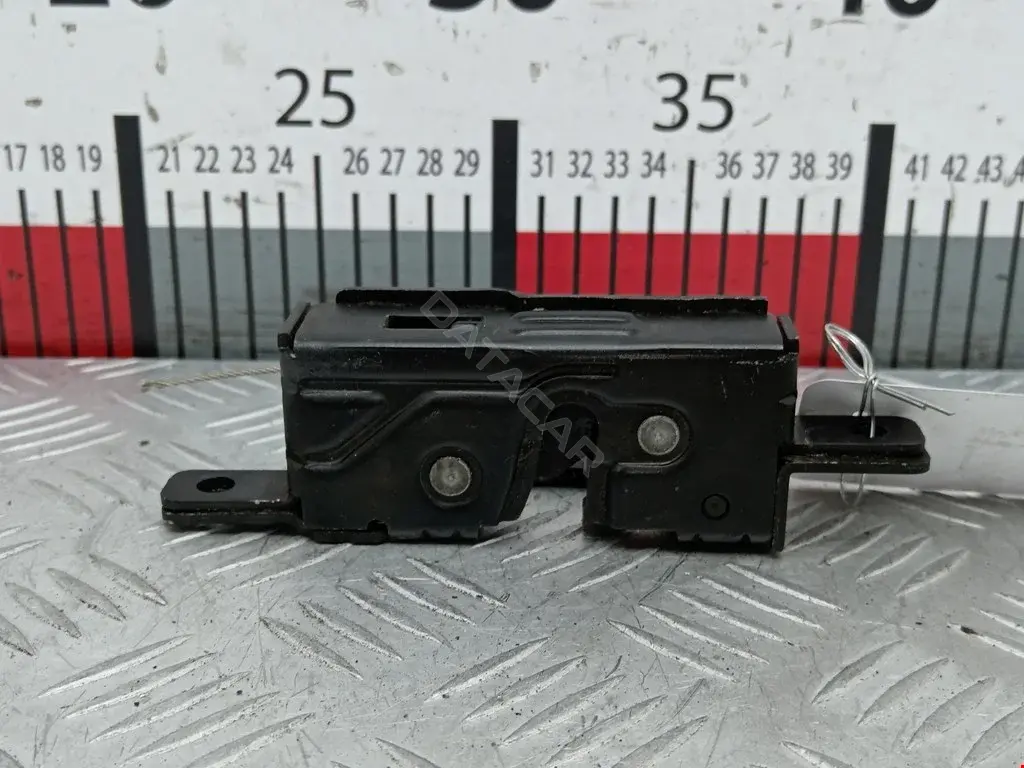 Замок крышки багажника 51248408964