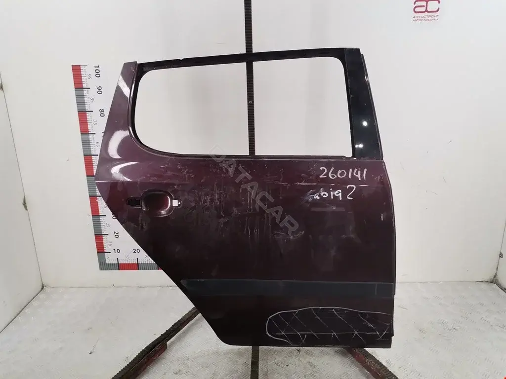 Дверь 5J9833052, 5J9833056