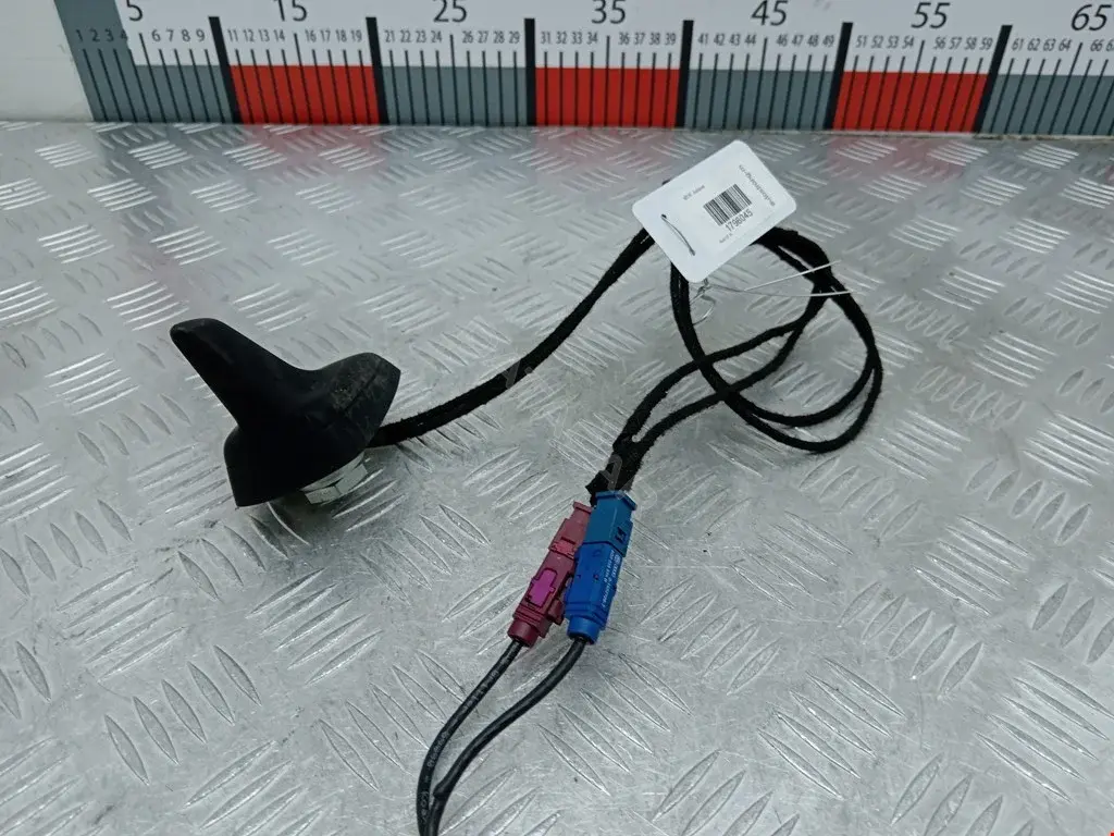Антенна 4L0035503F