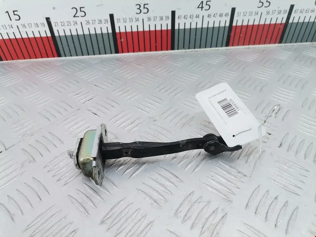 Ограничитель двери 82430EY10B