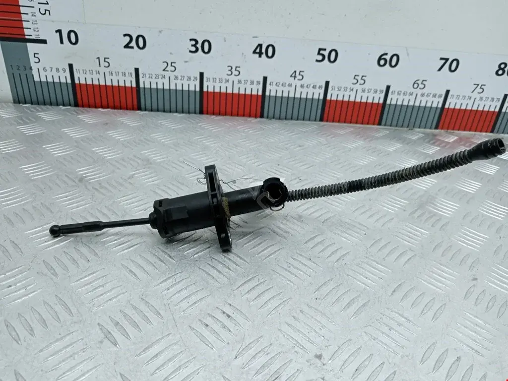 Главный цилиндр сцепления 6Q0721388D, 6Q0721388E, 6Q0721388G