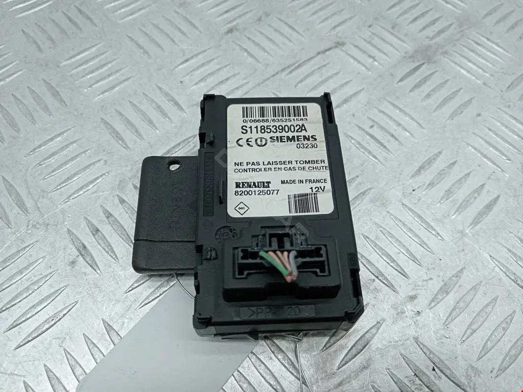 Замок зажигания 8200125077, S118539002A