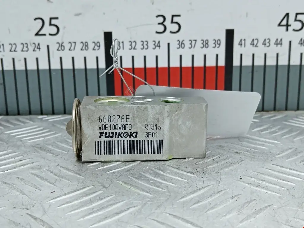 Расширительный клапан кондиционера 668276E