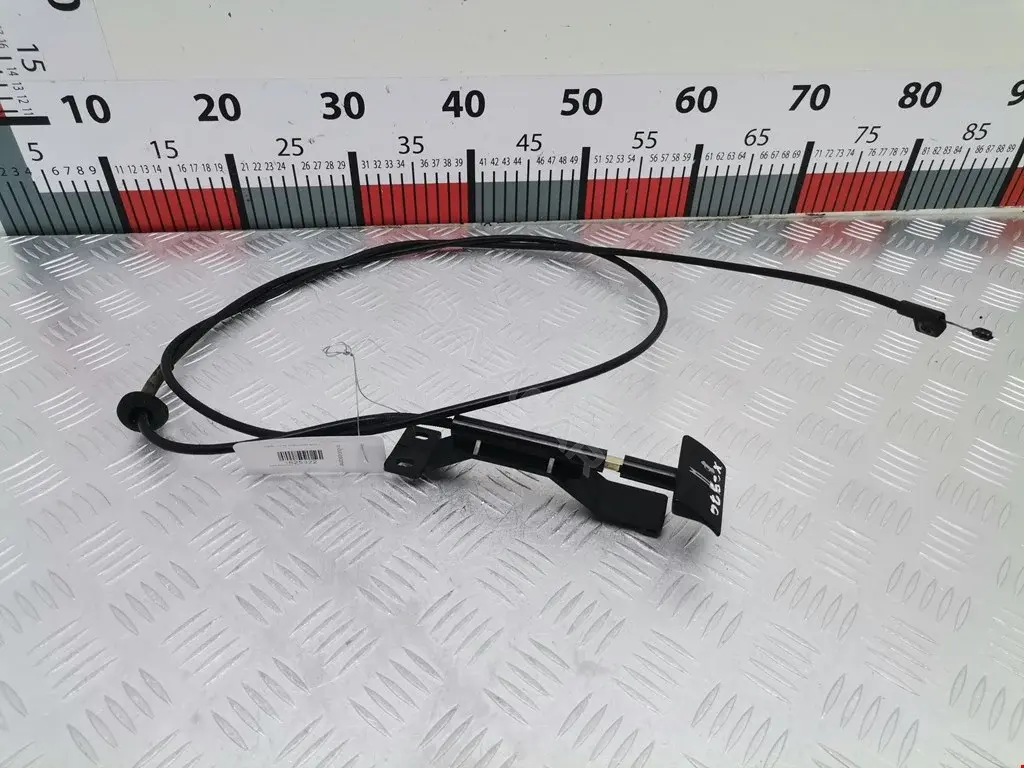 Ручка открывания капота F58B16C656AB