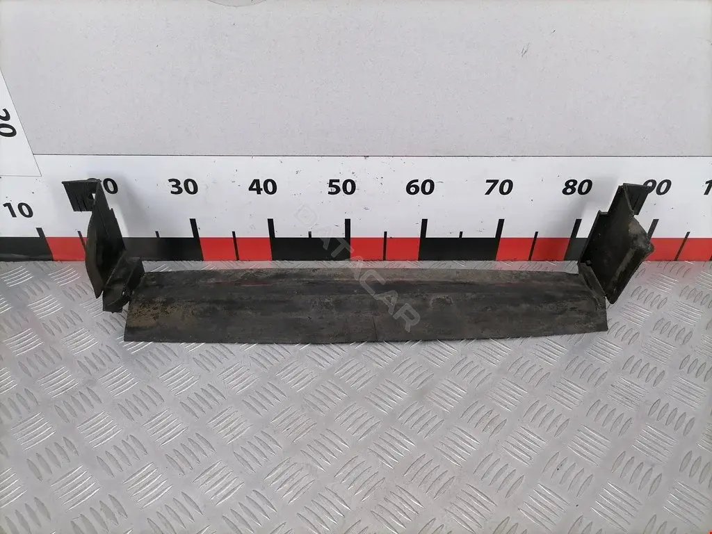 Воздухозаборник 1685003904, A1685003904