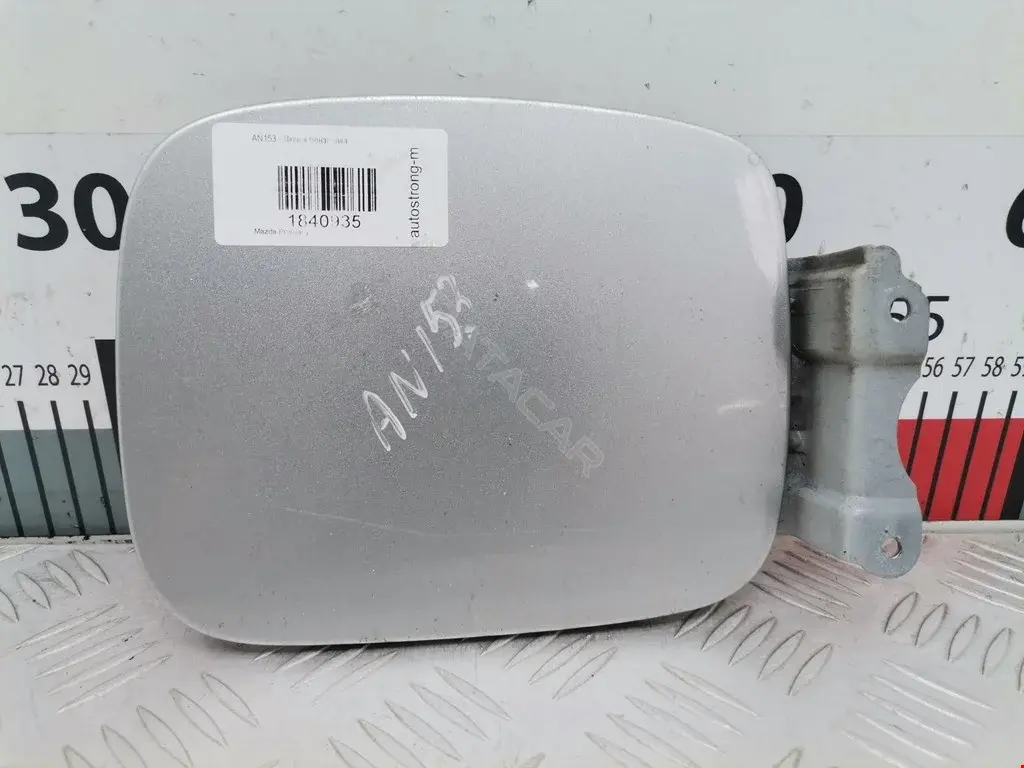 Крышка лючка топливного бака GE4T42410C