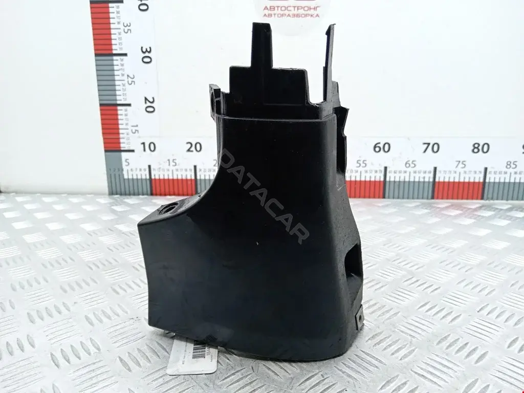 Накладка на порог 8E0853580C