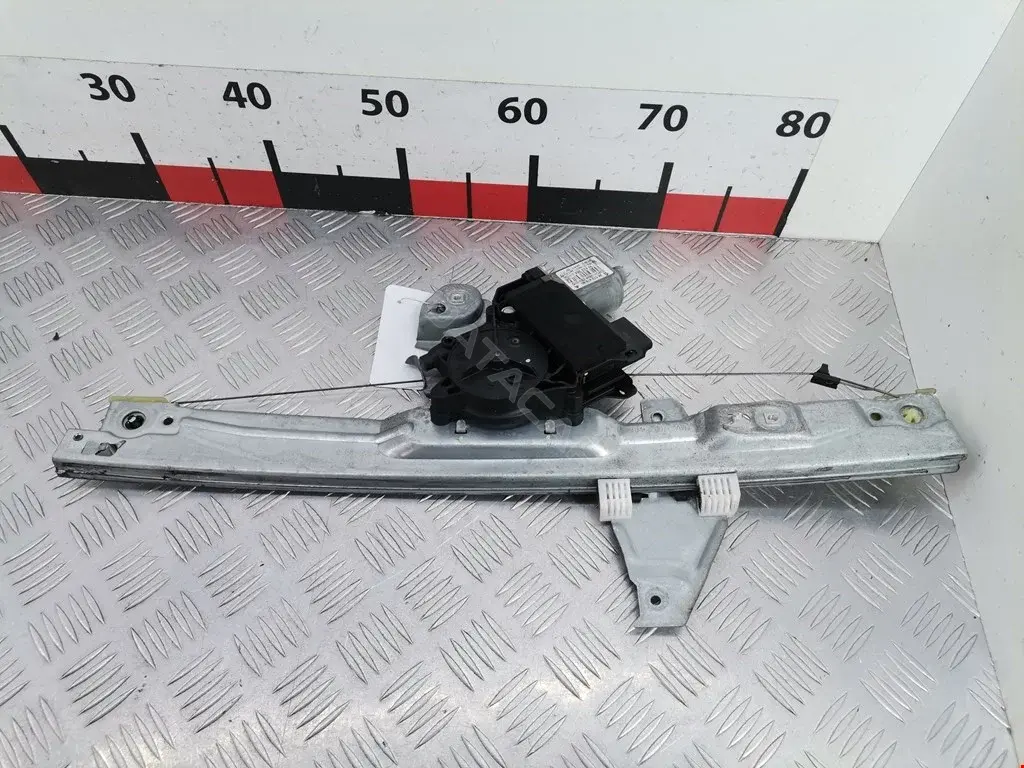 Стеклоподъемник 037645, 4042261, 4235121