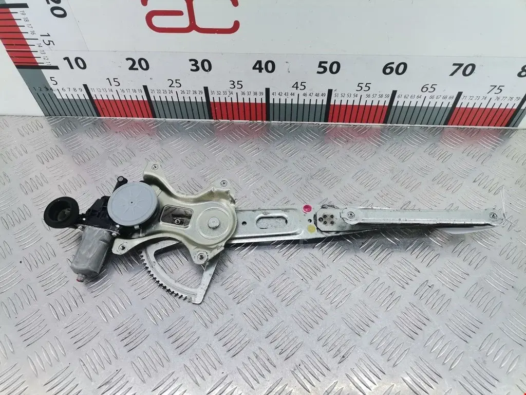 Стеклоподъемник 350103170197, 6980252070, 8105PSE5