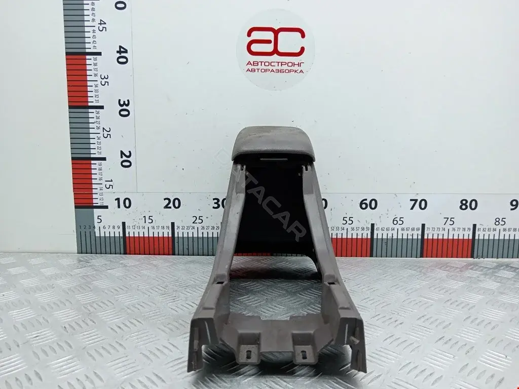 Подлокотник C00164421