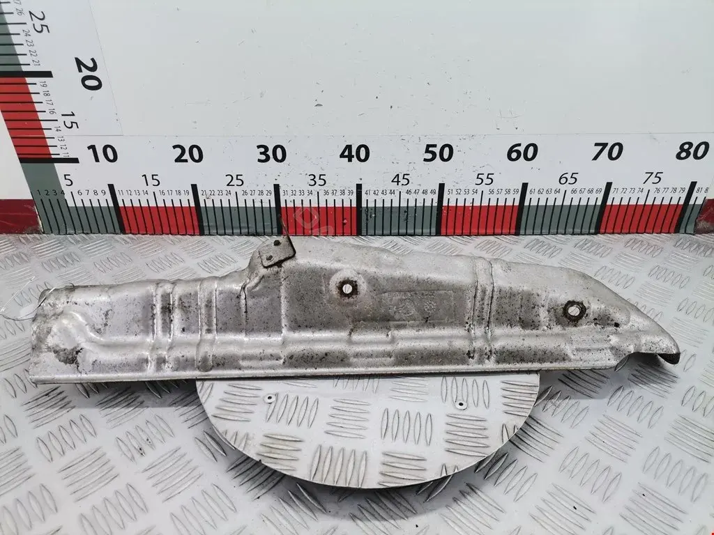 Тепловой экран глушителя 11628511809