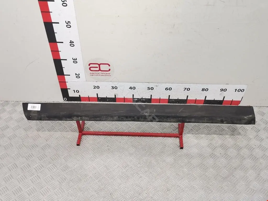 Молдинг двери 3B0854939B