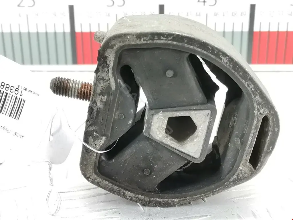 Подушка КПП 8D0399151J, ME1281