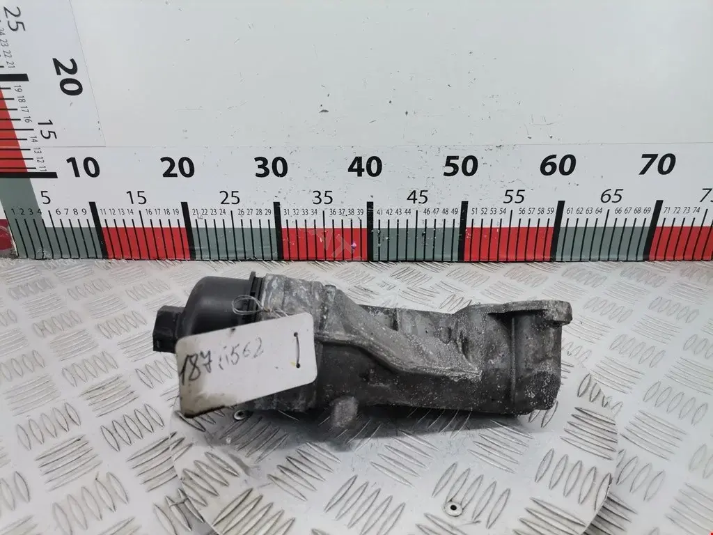 Корпус масляного фильтра 11428643762, V755852180