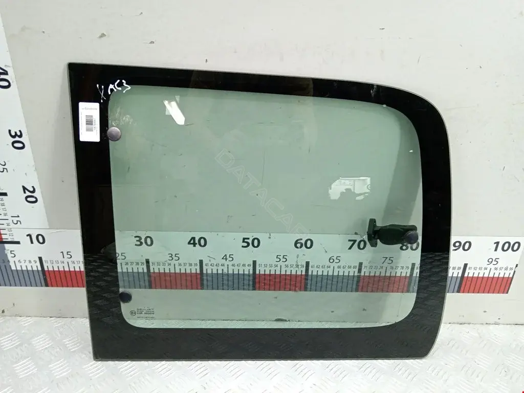 Стекло двери 7207883, 8569W5