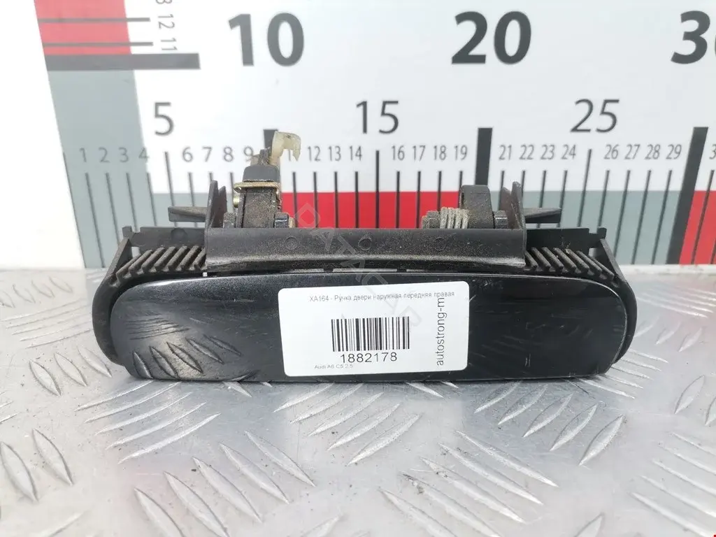 Ручка двери 4B0839208, 4B0839885