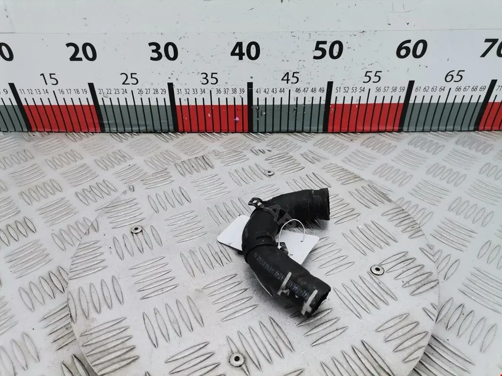 Патрубки системы охлаждения 1317R8, 82217, DWC081TT