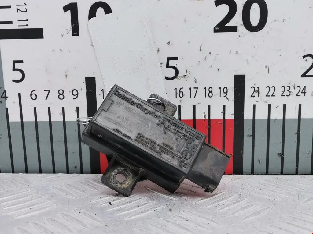 Блок контроля давления в шинах 56053034AE, 5WY8302