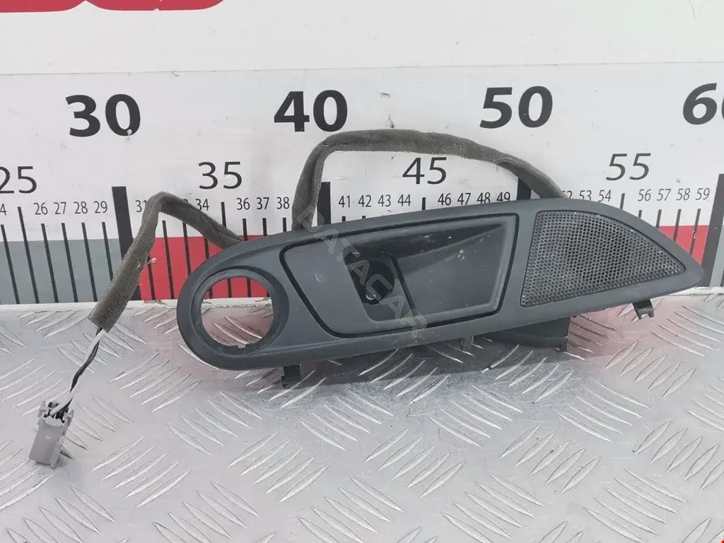Ручка двери 8A61A22600