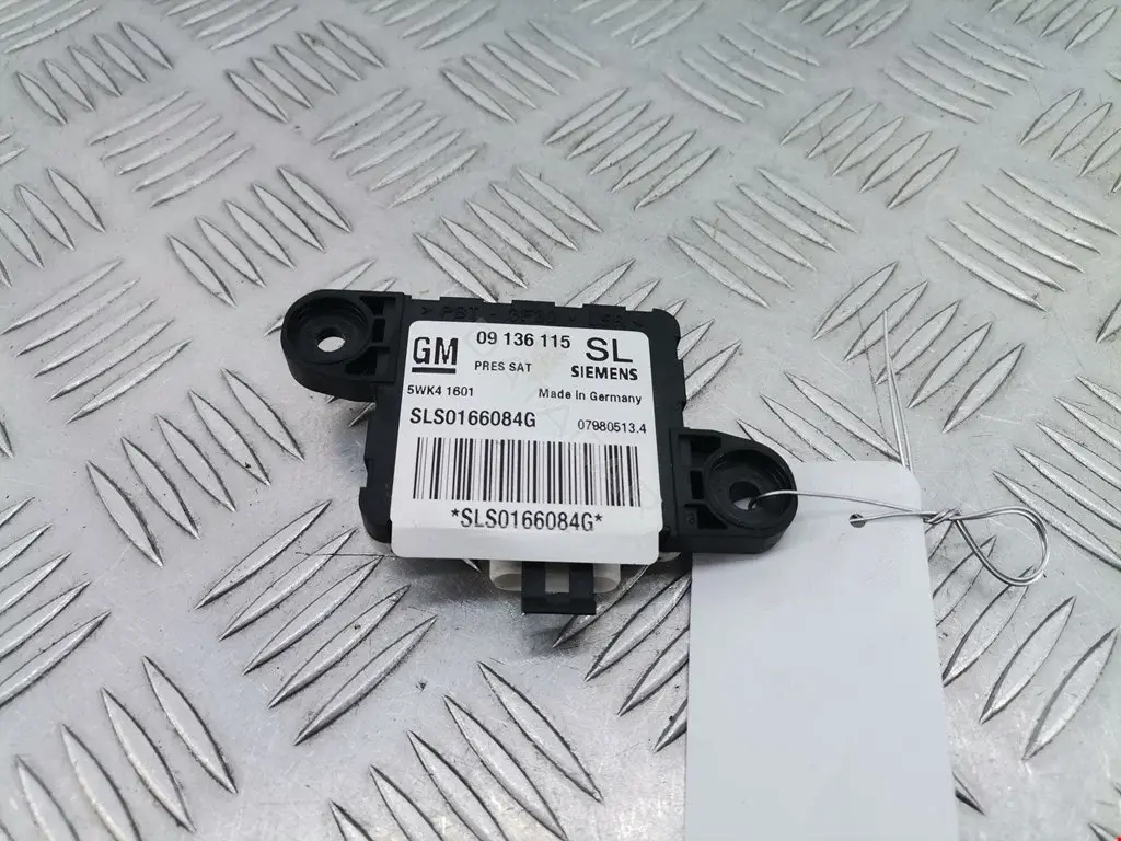 Датчик удара 09136115