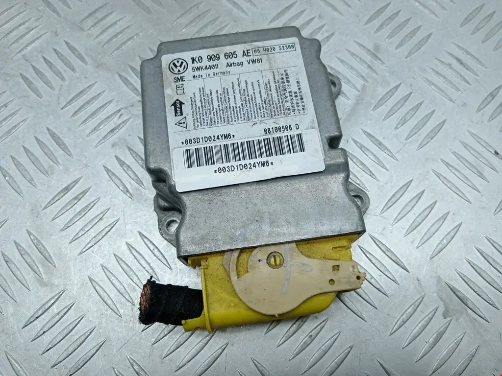 Блок управления подушками безопасности 1K0909605AE, 5WK44011