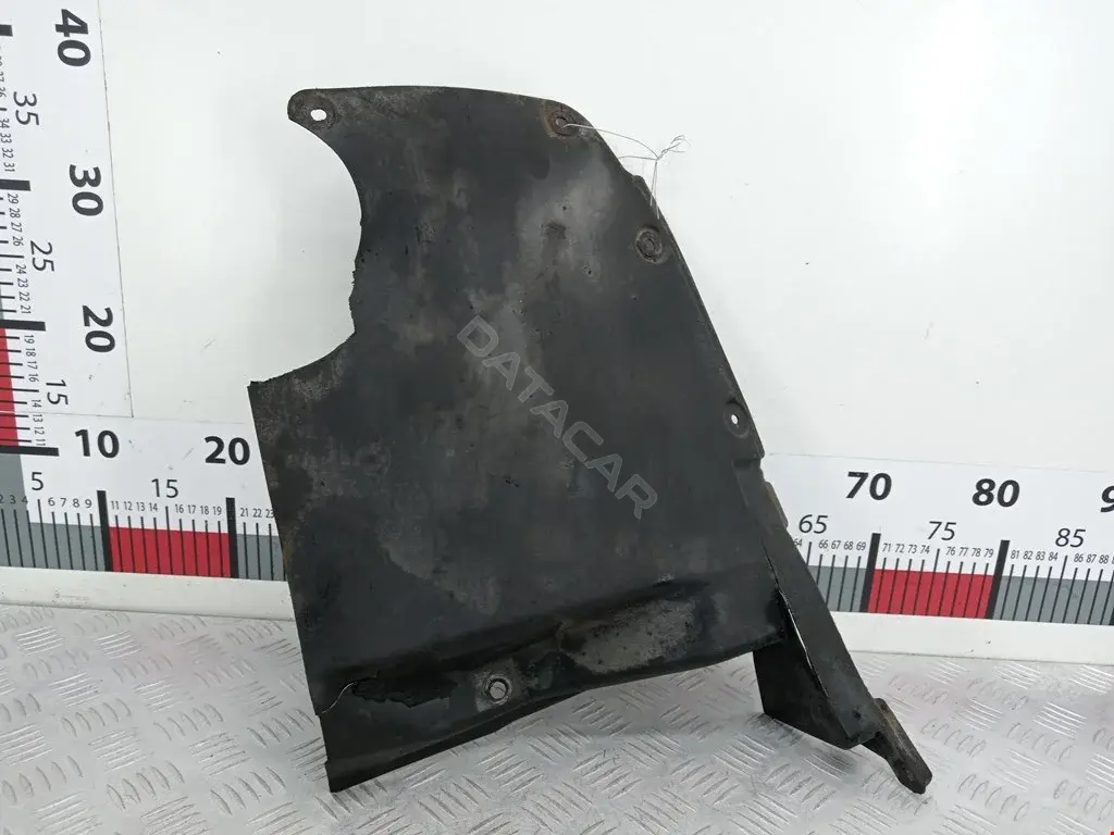 Подкрылок MN117362, MN17362