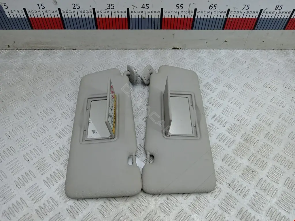 Козырек солнцезащитный 964004456R